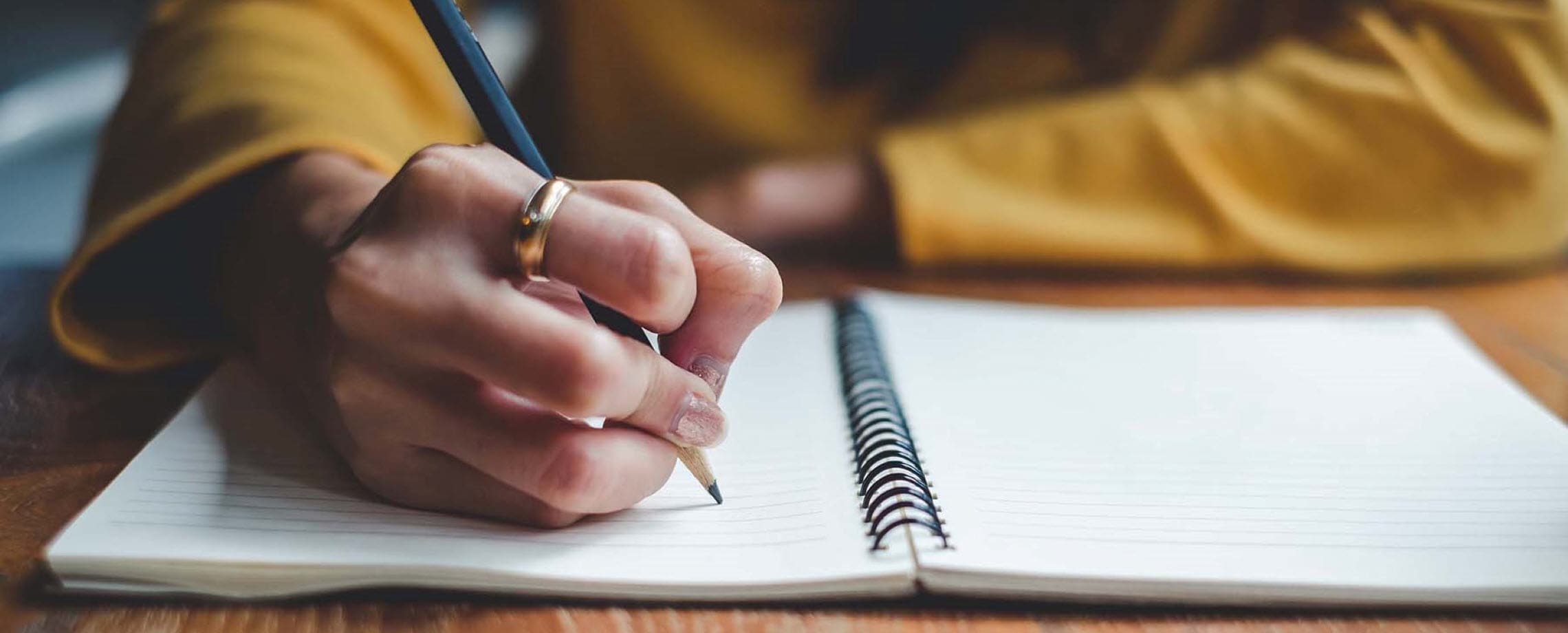 hand writing notes 